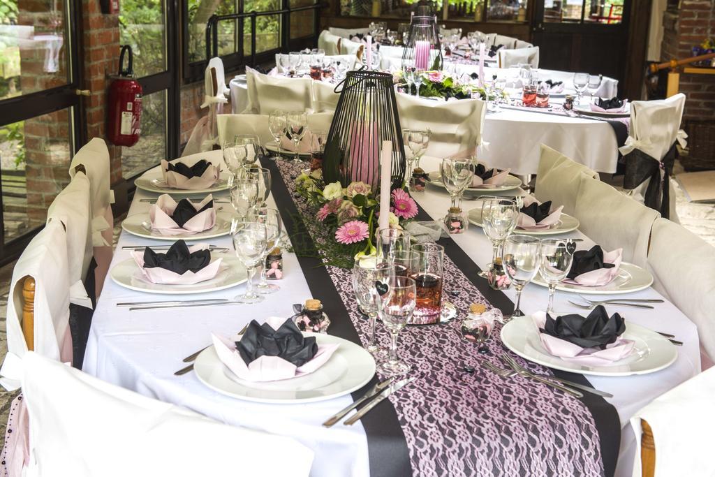 Auberge Du Bord Des Eaux - Demi-Pension Assuree Sur Reservation Saint-Amand-les-Eaux Ngoại thất bức ảnh